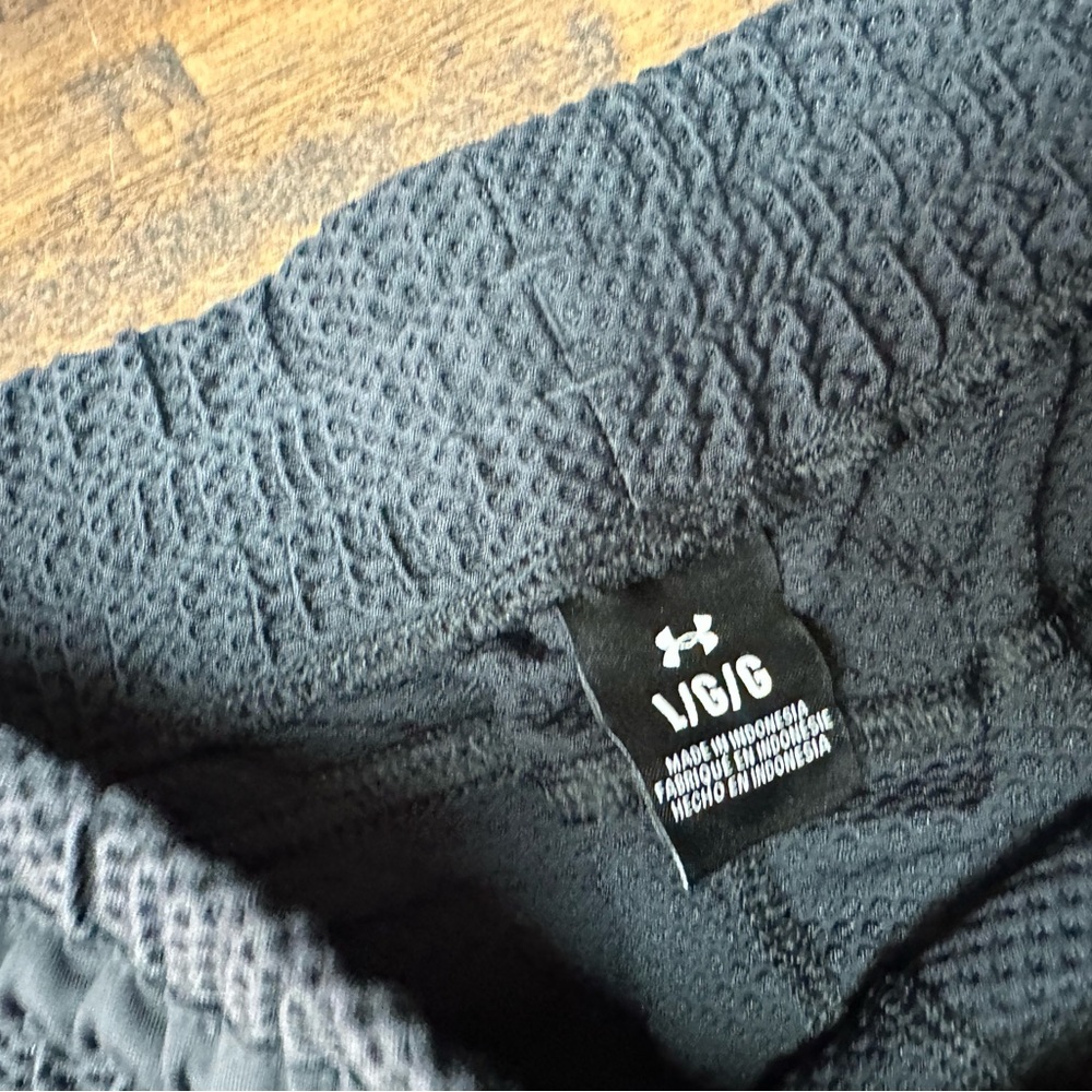 $110 Under Armour UA  Unstoppable  Mesh Pants Joggers Black Men's Large <<305>> - Picture 5 of 12